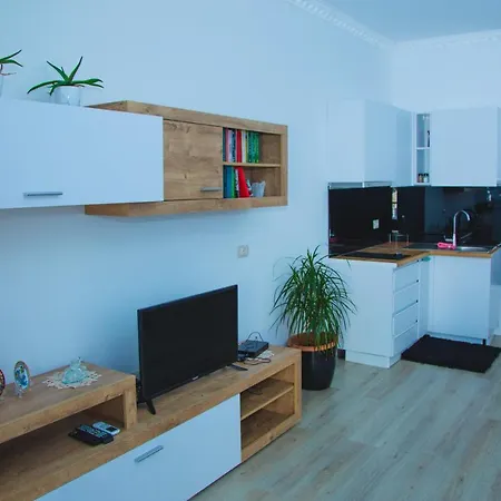 2 Bedroom On The Lungomare