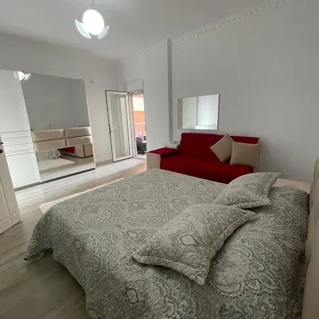 2 Bedroom On The Lungomare