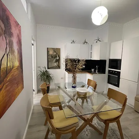 Holiday home 2 Bedroom On The Lungomare *